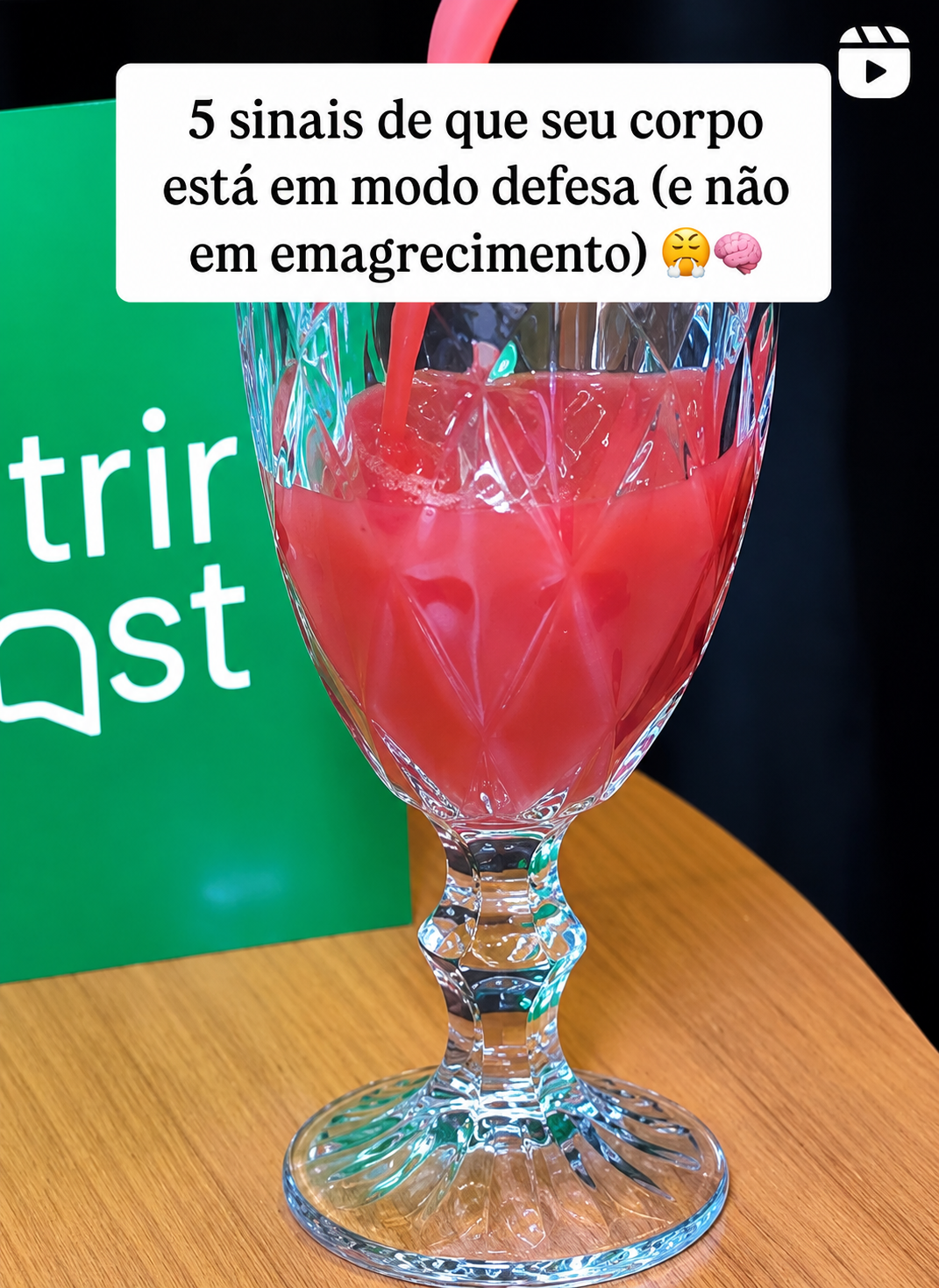Post de Raiíra Carvalho no Instagram